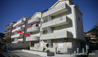 Apartment Milosevic, private accommodation in city Igalo, Montenegro